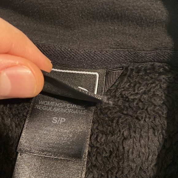 The North Face Osito Full Zip Fleece, Black, Size S - Picture 2 of 2